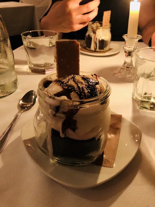 Old Fields Restaurant Greenlawn Picture 1