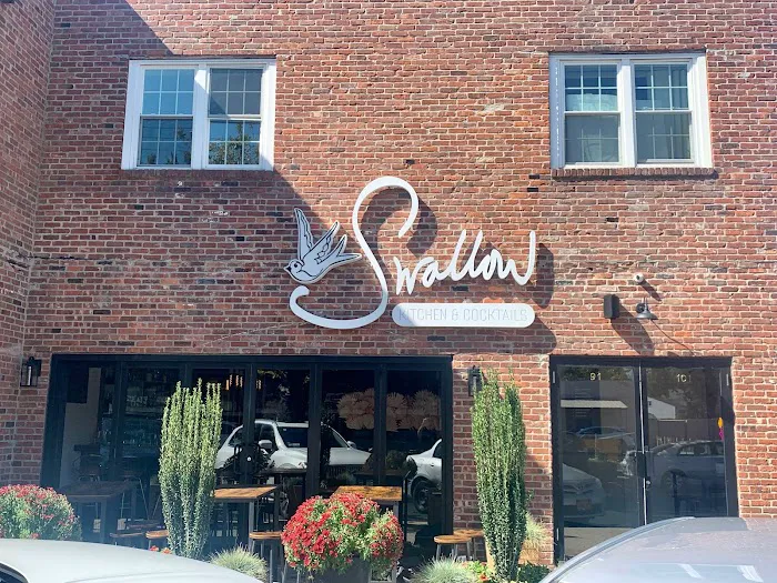 Swallow Kitchen & Cocktails Picture 4
