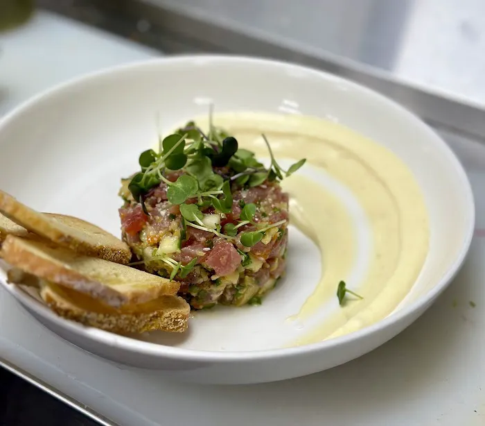 Swallow Kitchen & Cocktails Picture 7