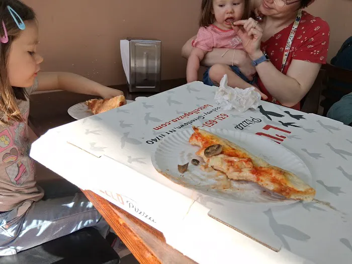 L’uccello Pizza & Italian Fare Picture 3