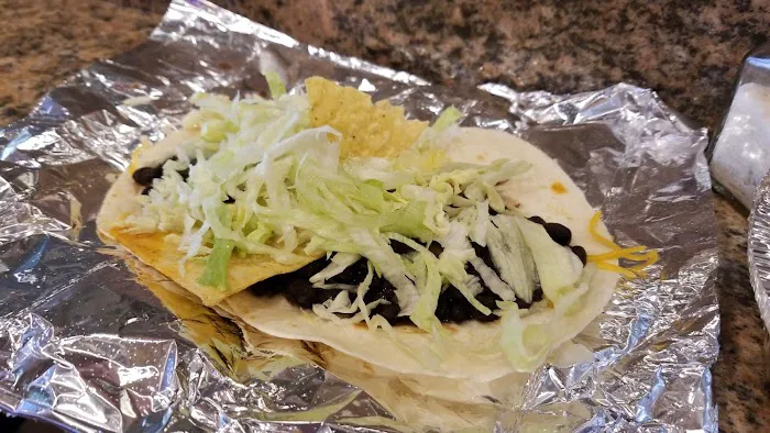 Dave's Goldmine Mexican Grill Picture 3