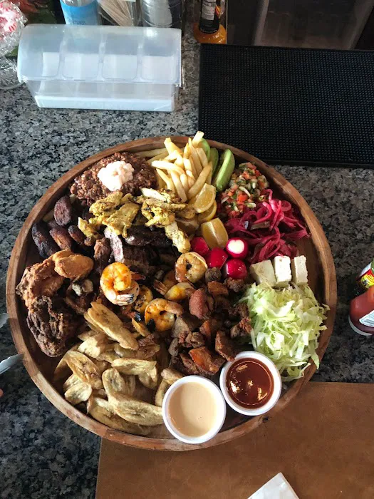 La Ceiba King Restaurante Familiar Picture 6