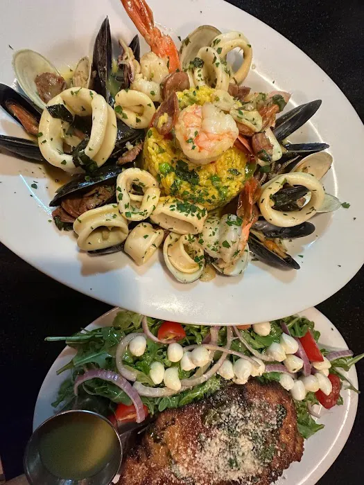 Cefalù Restaurant & Pizzeria Picture 10