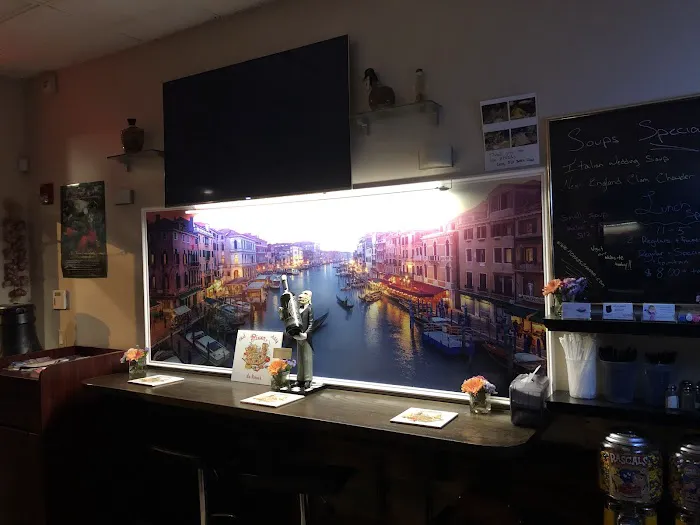 La Nonna's on main st Picture 3