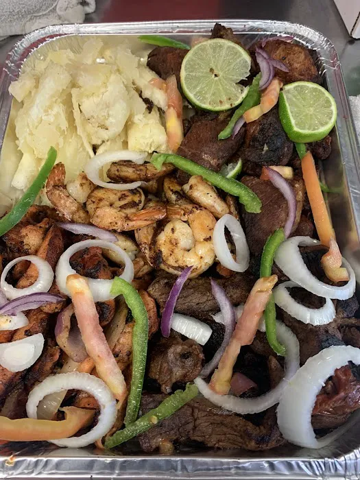 Las Palmas Deli Picture 2