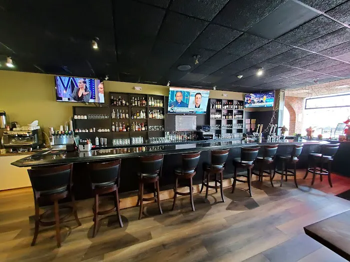 Intermezzo Trattoria & Wine Bar Picture 7