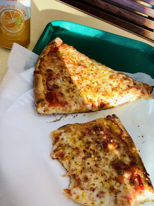 Planet Pizza Picture 5