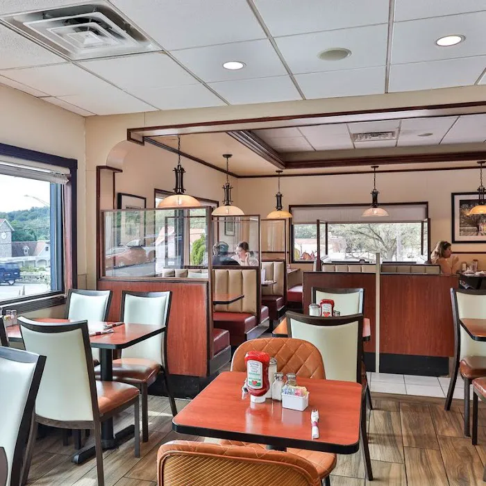 The Bedford Diner Picture 10