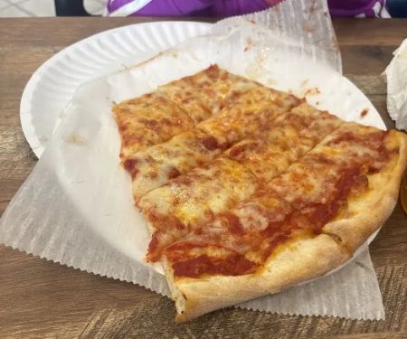 La Familia Pizza & Pasta Of Cross River