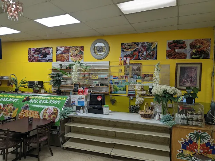 Palmis Kitchen Picture 9