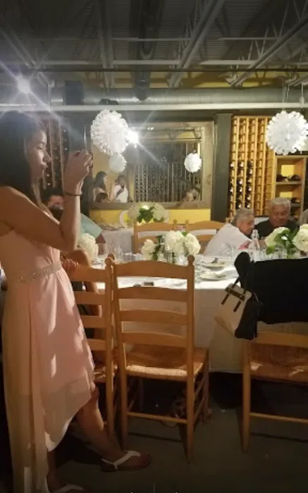 Paella Tapas Wine Bar Restaurant Picture 1