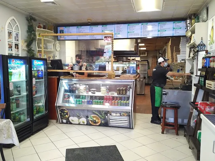 Pizza Mediterranean Picture 10