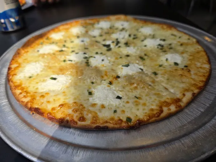 Riko's Pizza Picture 9