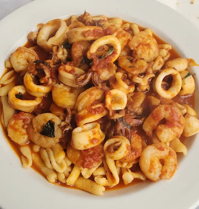 Testo's Pizzeria & Restaurant Picture 1