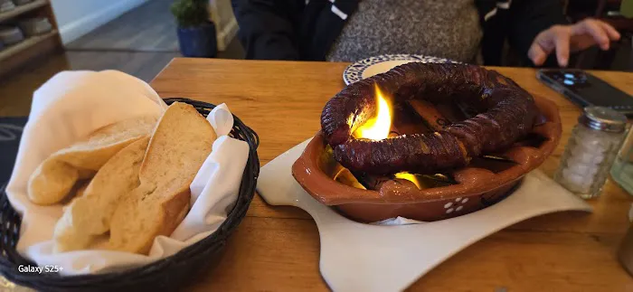 Brasa Pub & Restaurant Picture 7