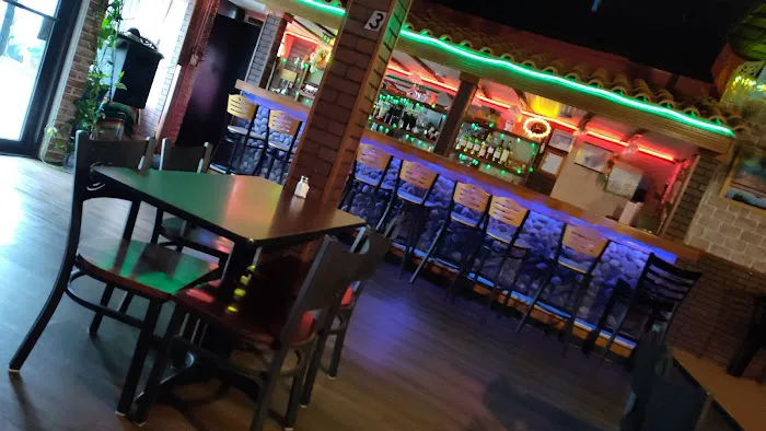 El Tenampa Restaurant Picture 9