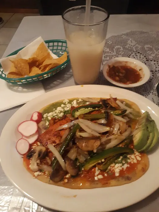 El Tenampa Restaurant Picture 1