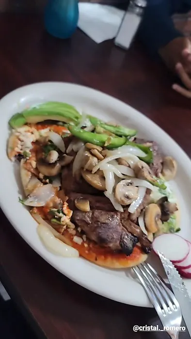 El Tenampa Restaurant Picture 6