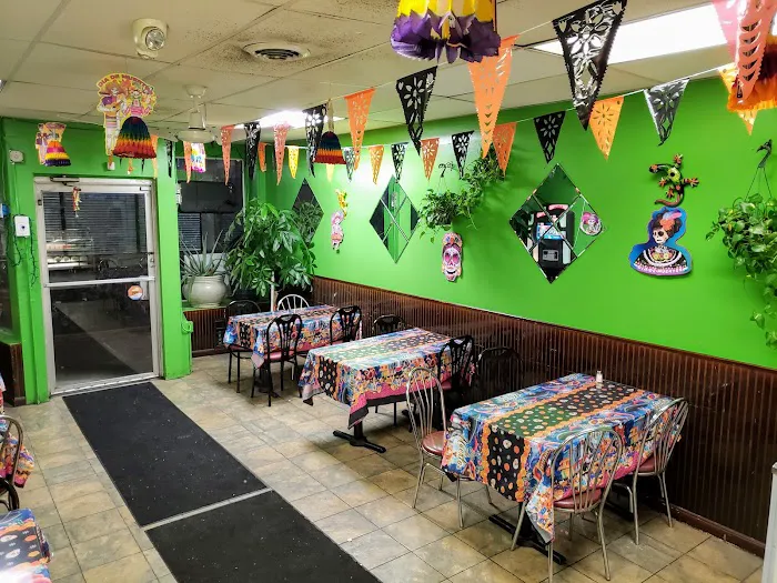 Mi Mexico Lindo pizzeria and restaurant llc Picture 8