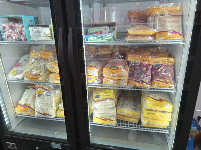 ECUAEXPRESS GROSERY LLC Picture 7