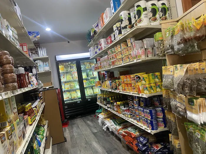 ECUAEXPRESS GROSERY LLC Picture 9