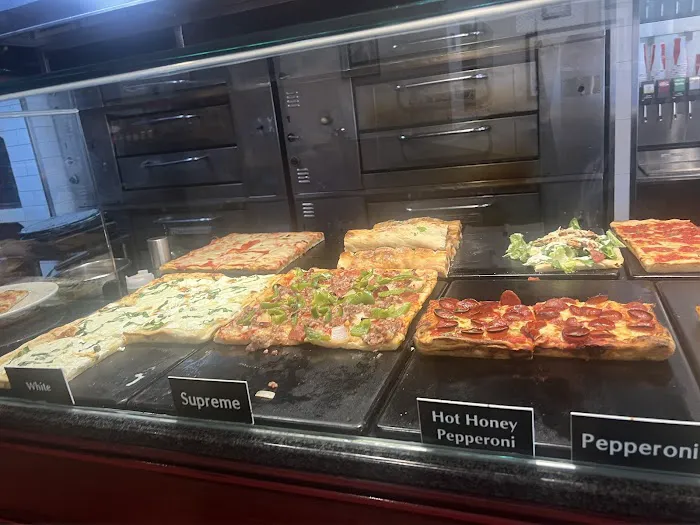 Umberto's Pizzeria Picture 8