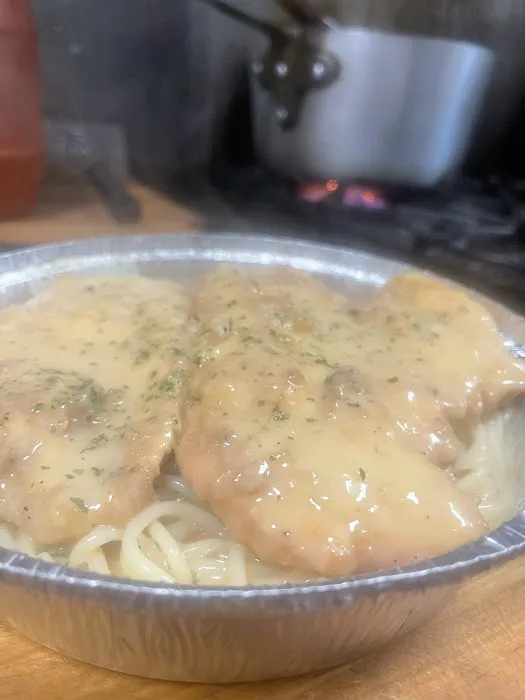 Gustoso Pizzeria & Island Wings Picture 5