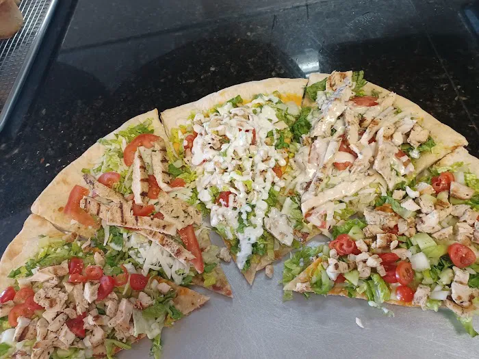 Gustoso Pizzeria & Island Wings Picture 4