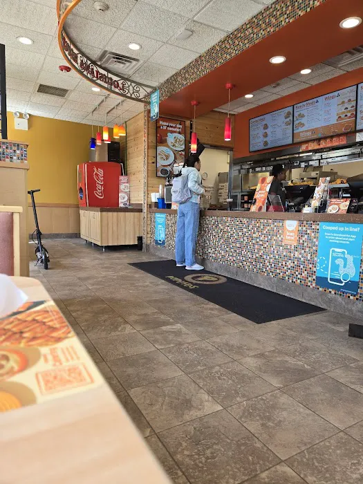 Popeyes Louisiana Kitchen Picture 2