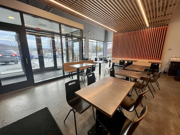 Chipotle Mexican Grill Picture 6