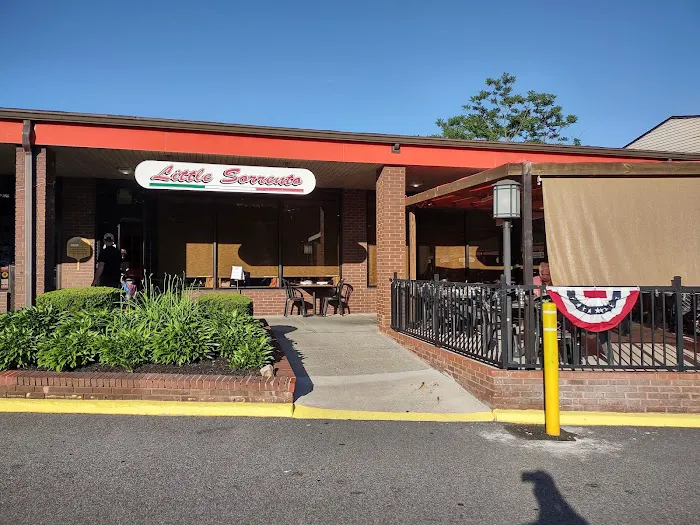 Little Sorrento Picture 10