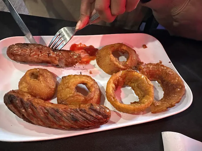 Redline Roadhouse Picture 8