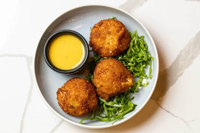 Iron Vine Tapas Bar And Restaurant Picture 4