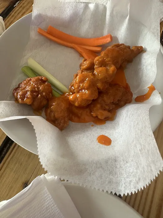 Stinson's Hub Picture 4