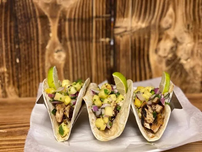 Stinson's Hub Picture 10