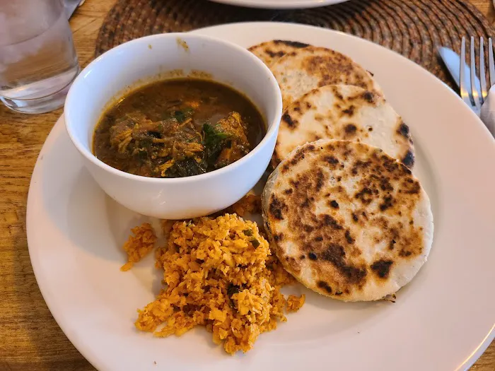 Red Pepper Diner Picture 9