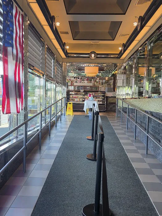 I-84 Diner Picture 10