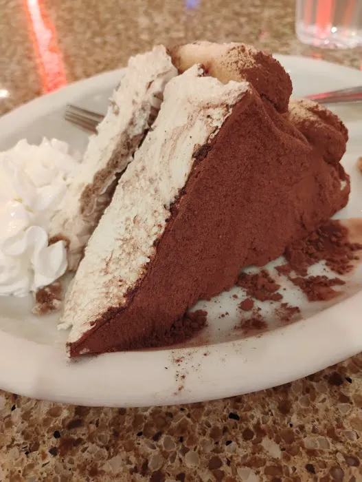 Red Line Diner Picture 6