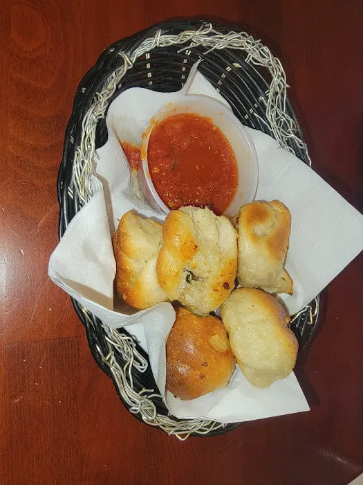 Mama Theresa's Pizzeria & Italian Eatery Picture 9