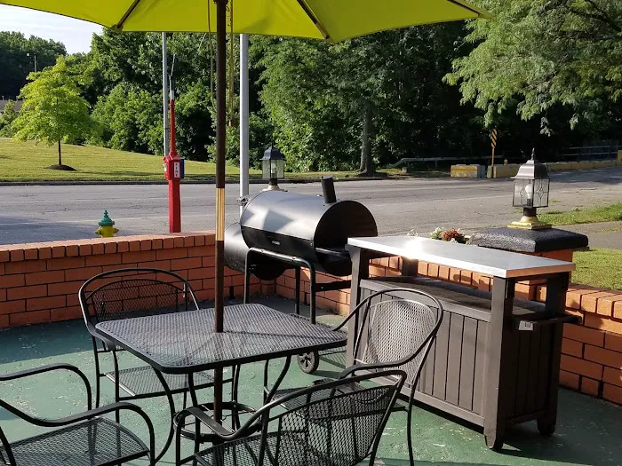 The Patio Restaurant Picture 5