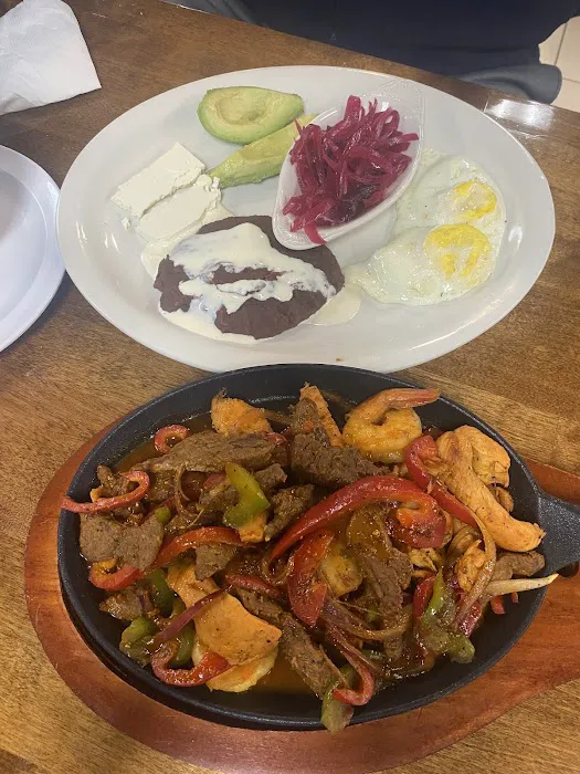 Restaurante Sabor Graciano Hondureño Picture 5