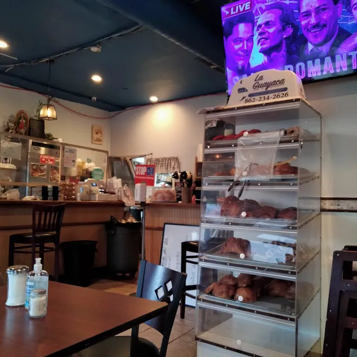 La Guayaca Restaurant & Bar Picture 10