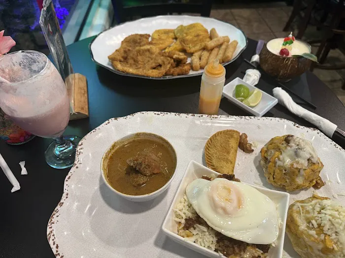 La Guayaca Restaurant & Bar Picture 3