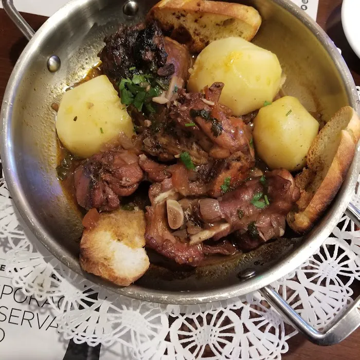 O PIPO TAVERN Picture 7