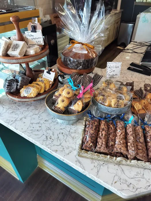 Le Petit Café e Restaurante Picture 5