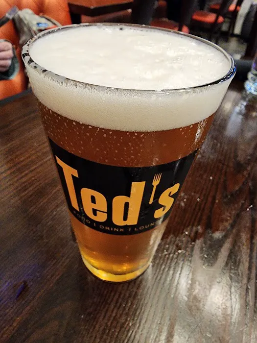 Ted's Bar & Grill Picture 6