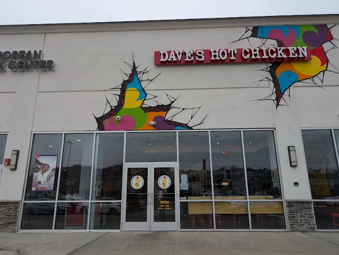 Dave's Hot Chicken Picture 2