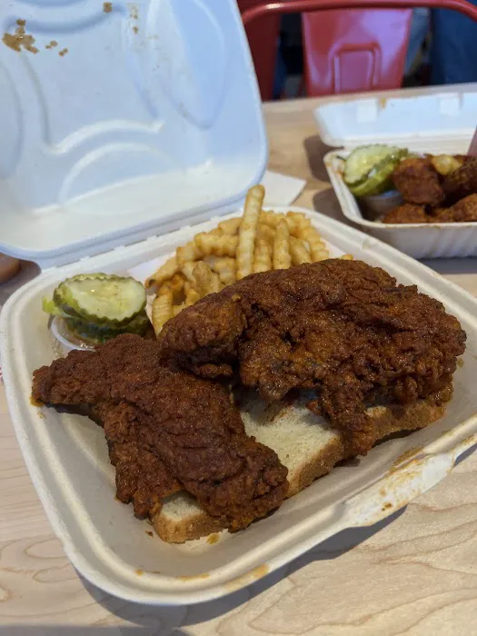 Dave's Hot Chicken Picture 10