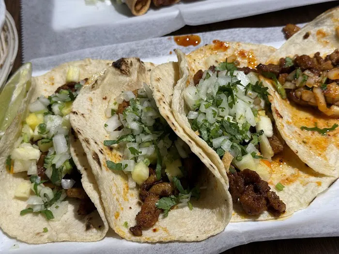 La Morenita Taqueria and Restaurant Picture 8