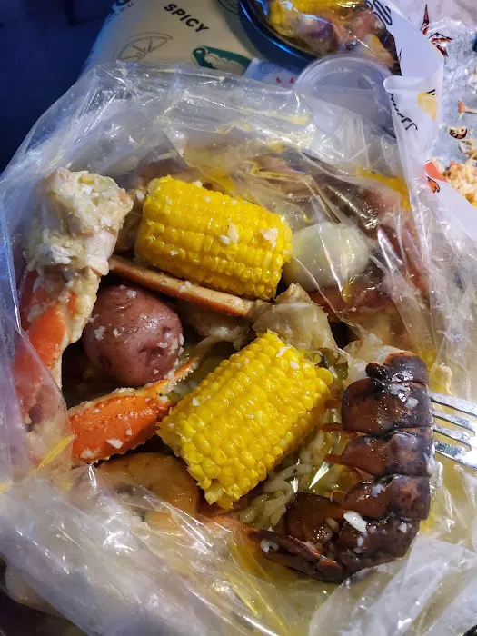 Hook & Reel Cajun Seafood & Bar Picture 9